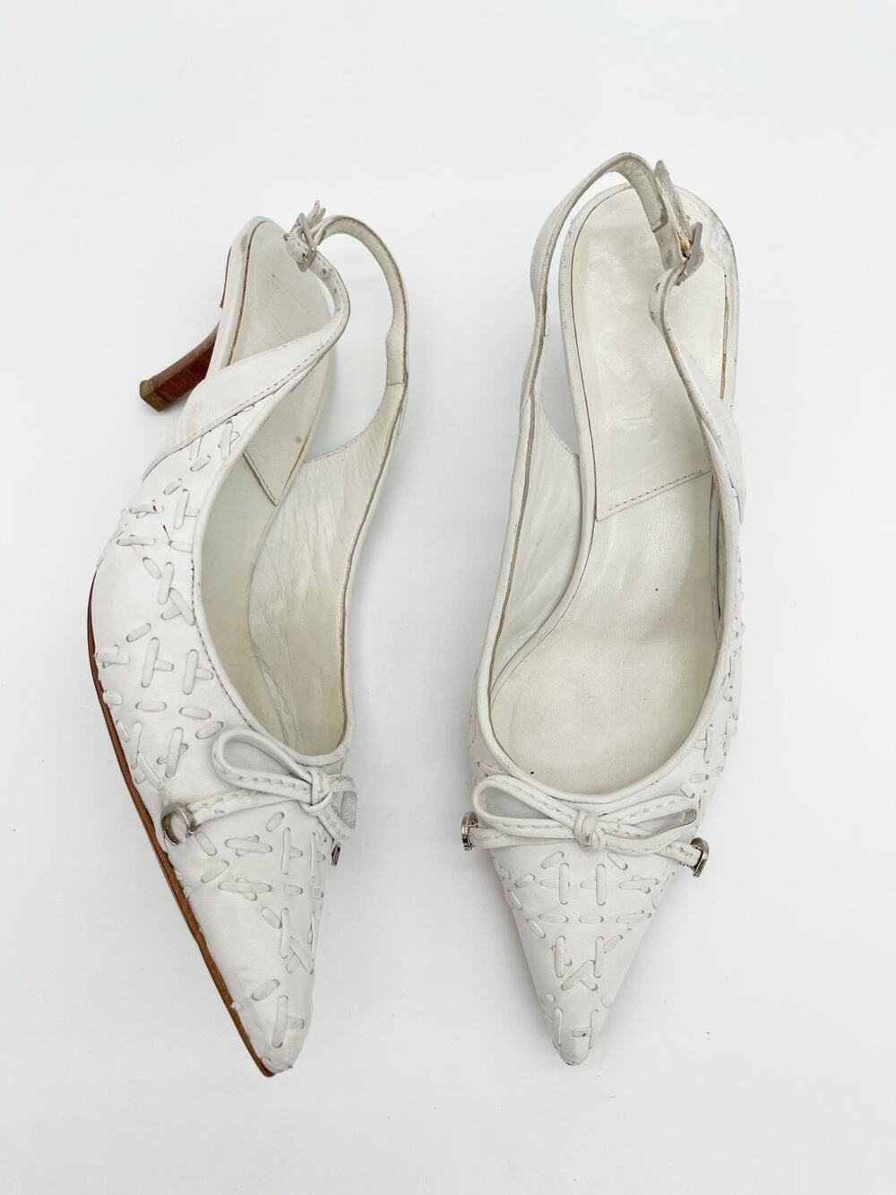 Dior Vintage White Whipstitched Bow CD Charm Pointed Toe Kitten Heels EU 36.5